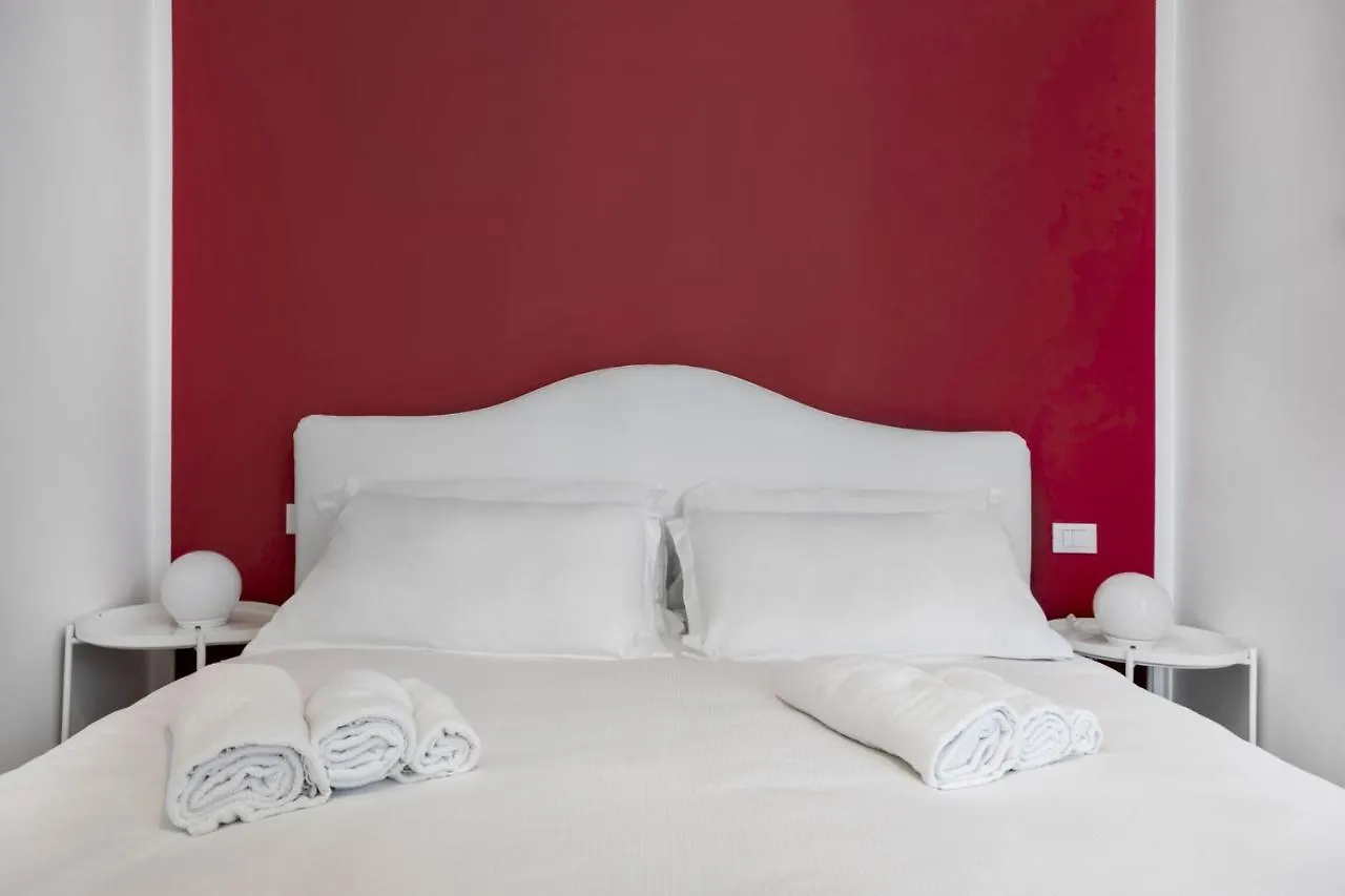 Palazzo Pedretti Halldis Apartments By Halldis Bolonya