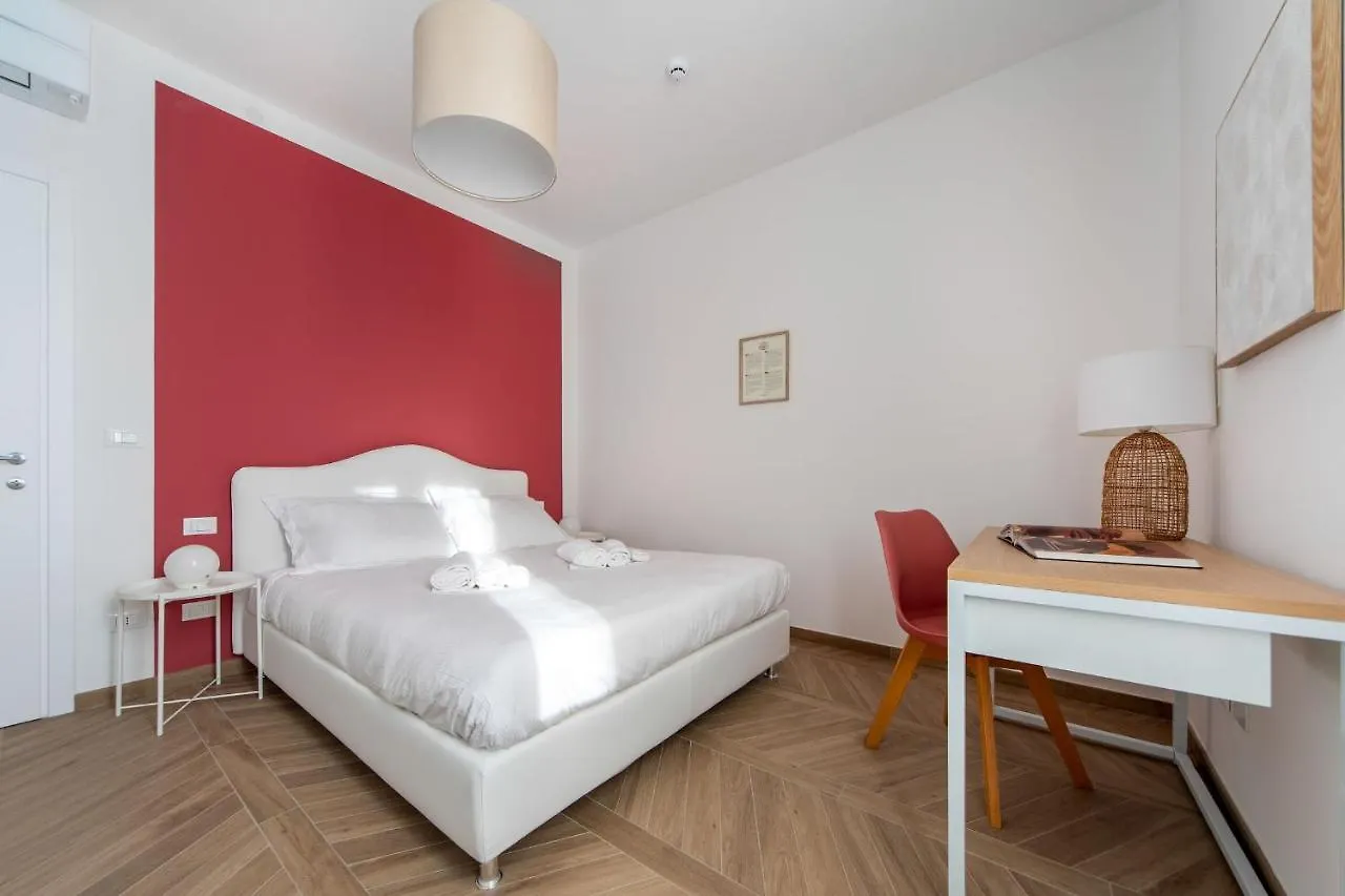 Palazzo Pedretti Halldis Apartments By Halldis Bolonya 0*,