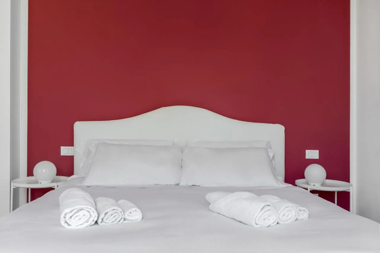 Palazzo Pedretti Halldis Apartments By Halldis Bolonya