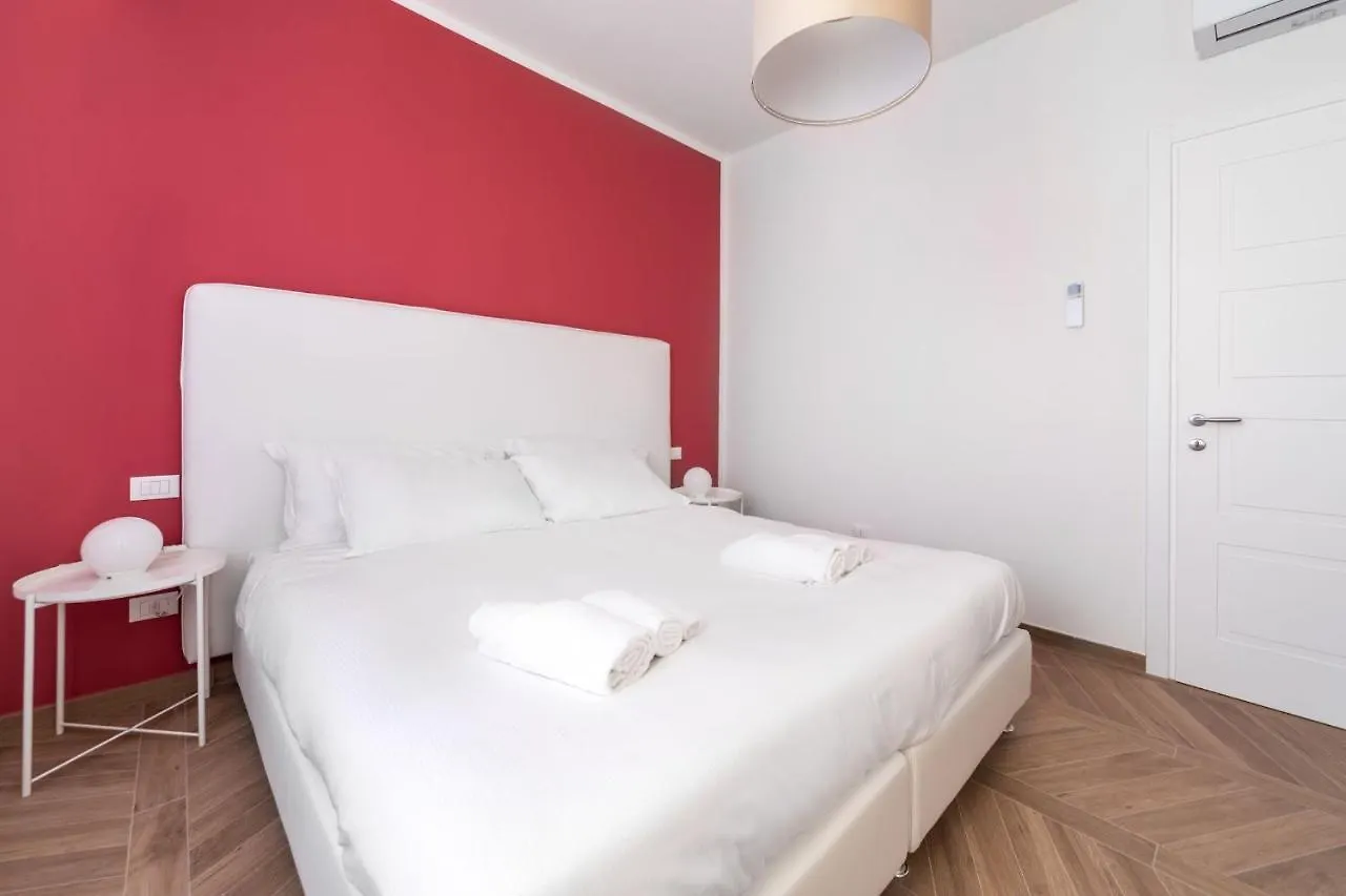 Palazzo Pedretti Halldis Apartments By Halldis Bolonya