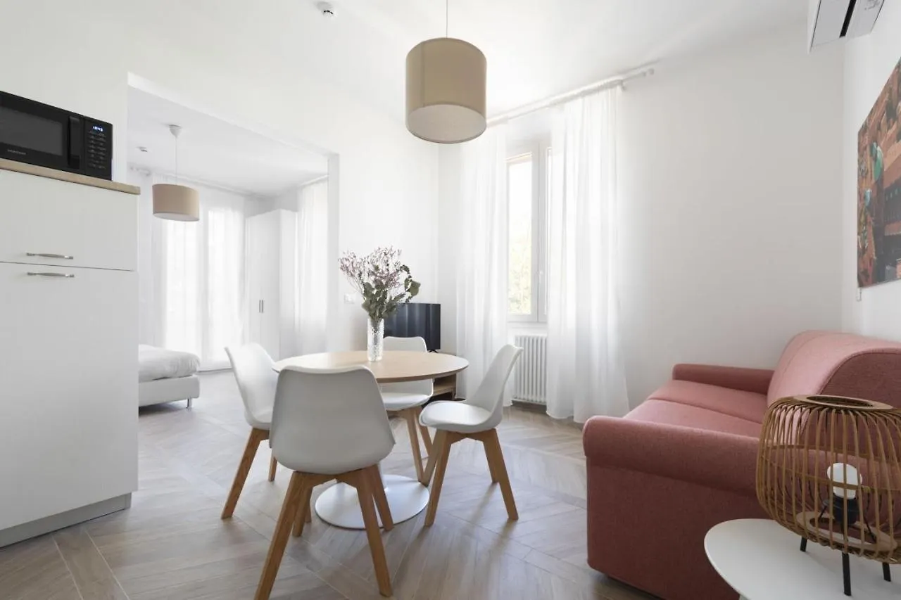 Palazzo Pedretti Halldis Apartments By Halldis Bolonya