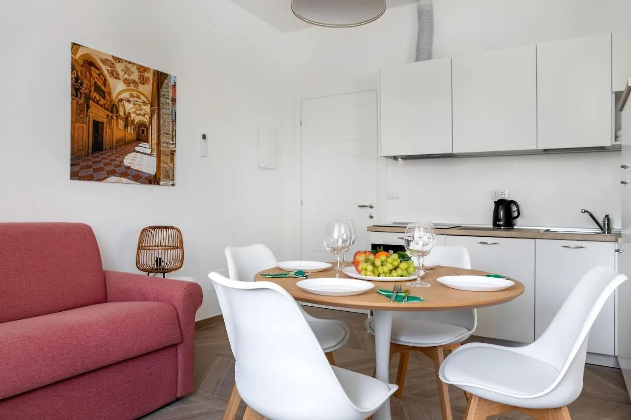 Palazzo Pedretti Halldis Apartments By Halldis Bolonya