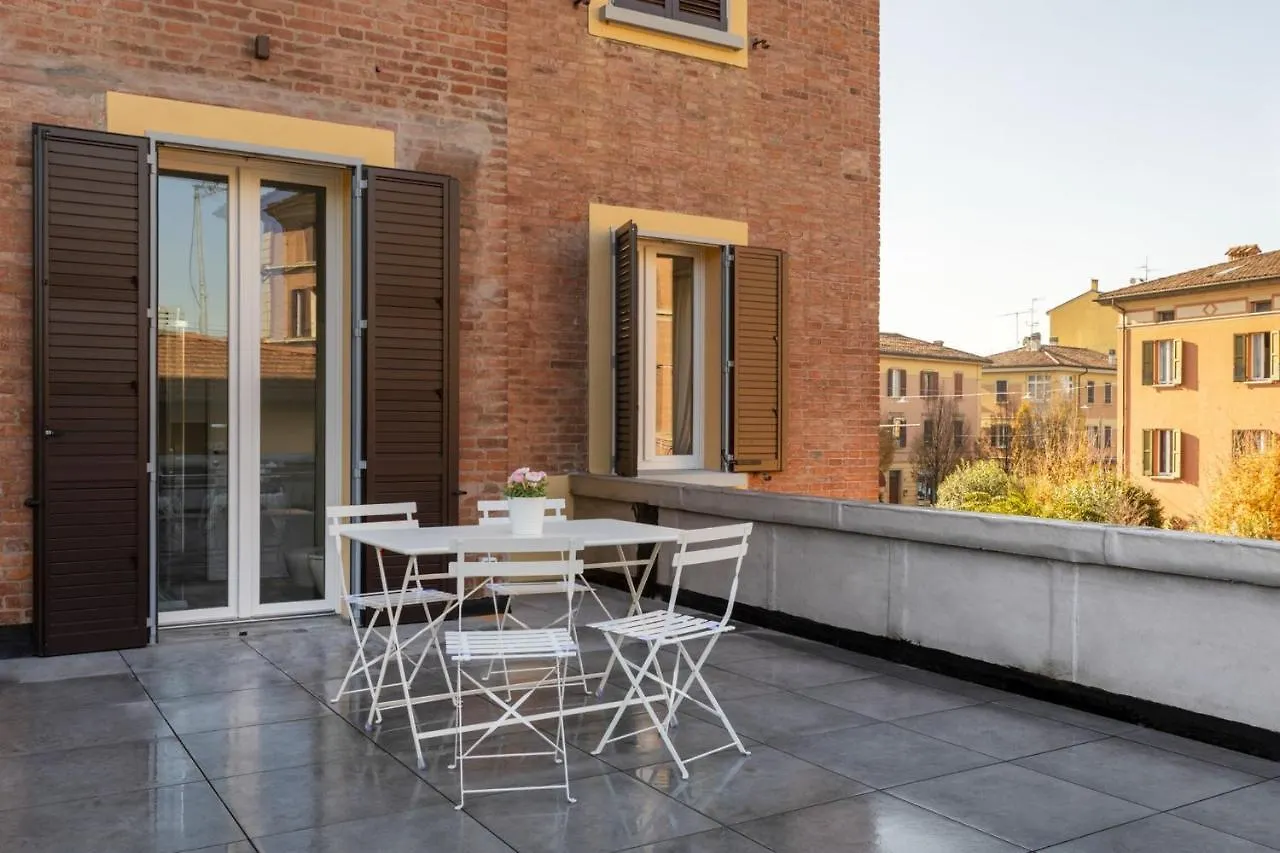 Palazzo Pedretti Halldis Apartments By Halldis Bolonya İtalya