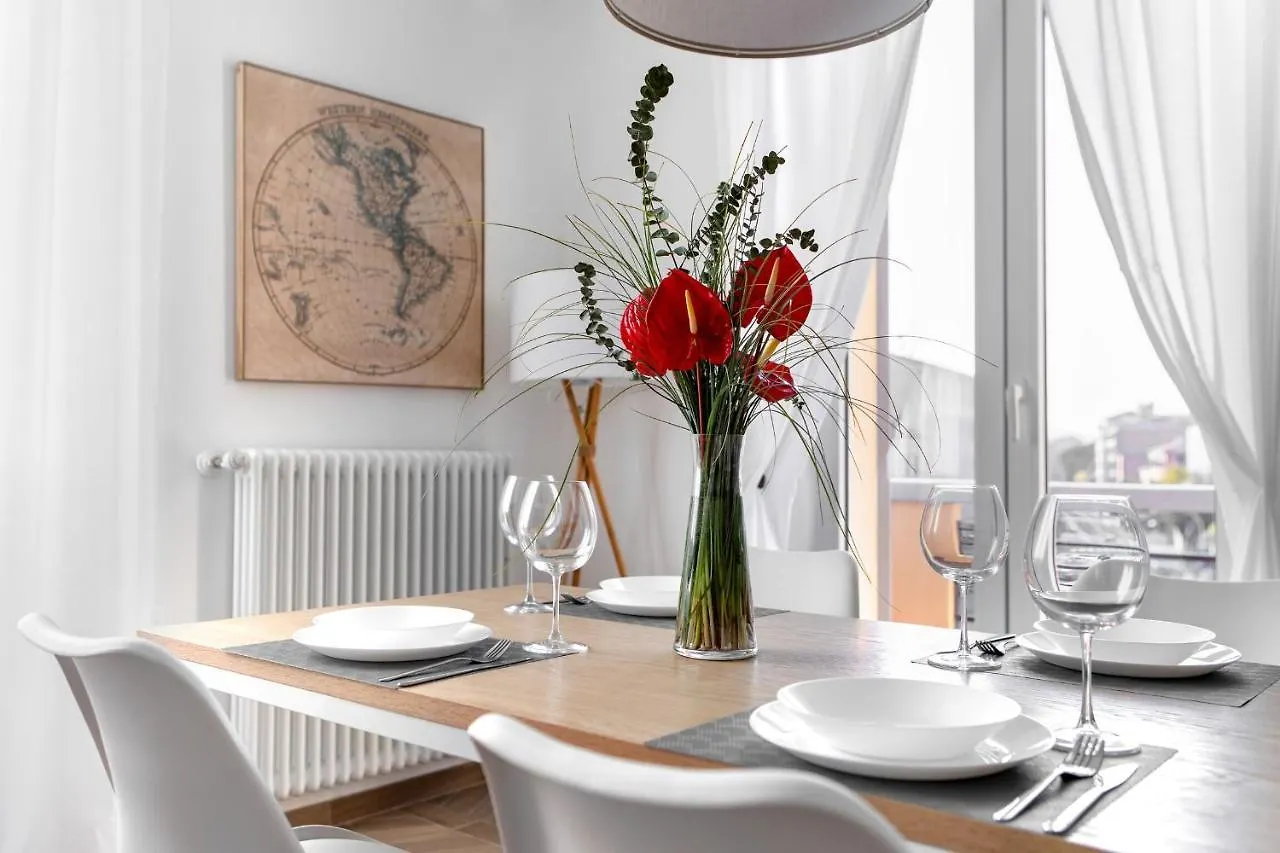 Palazzo Pedretti Halldis Apartments By Halldis Bolonya