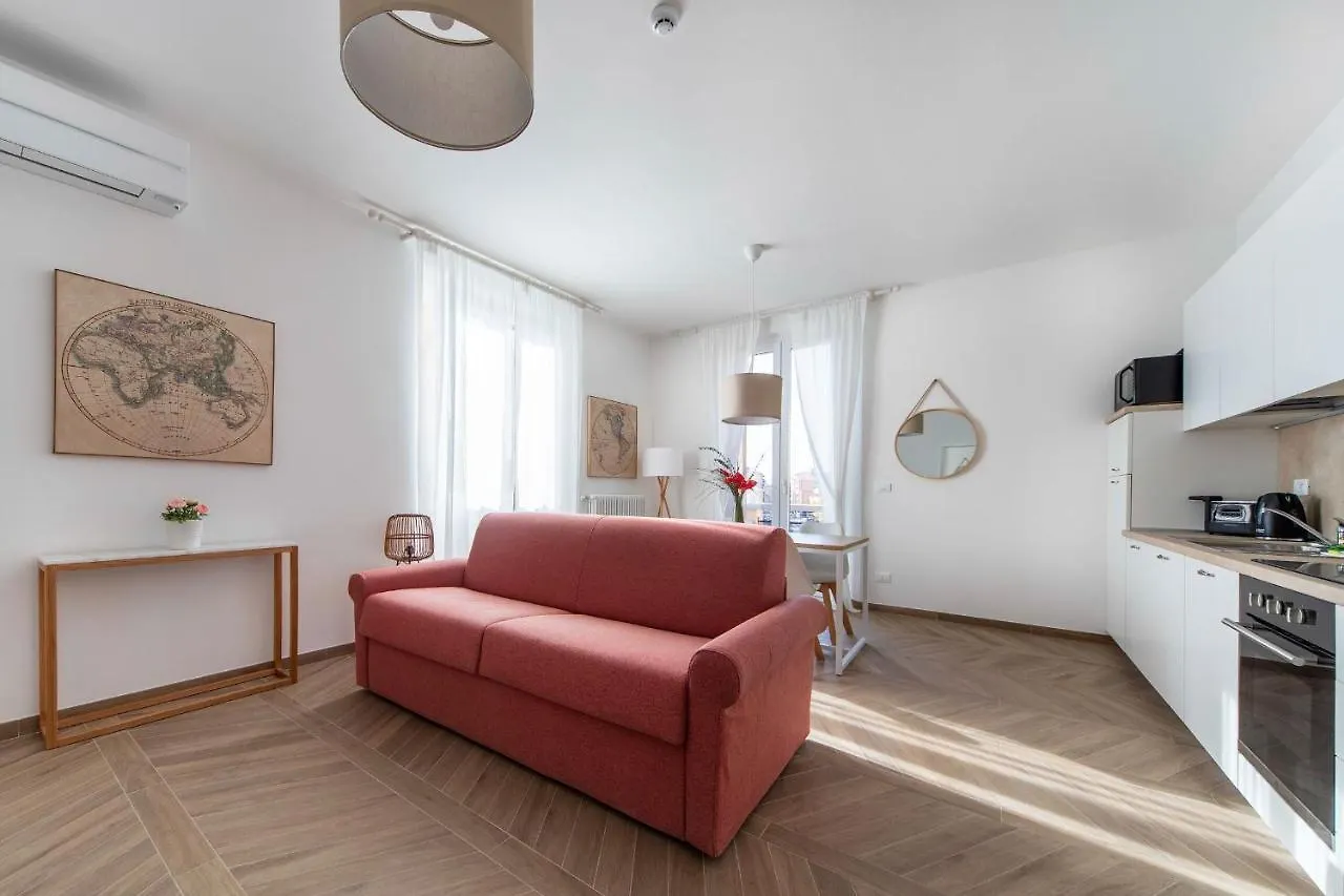 Palazzo Pedretti Halldis Apartments By Halldis Bolonya