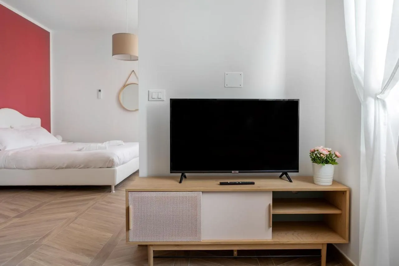 Palazzo Pedretti Halldis Apartments By Halldis Bolonya 0*,